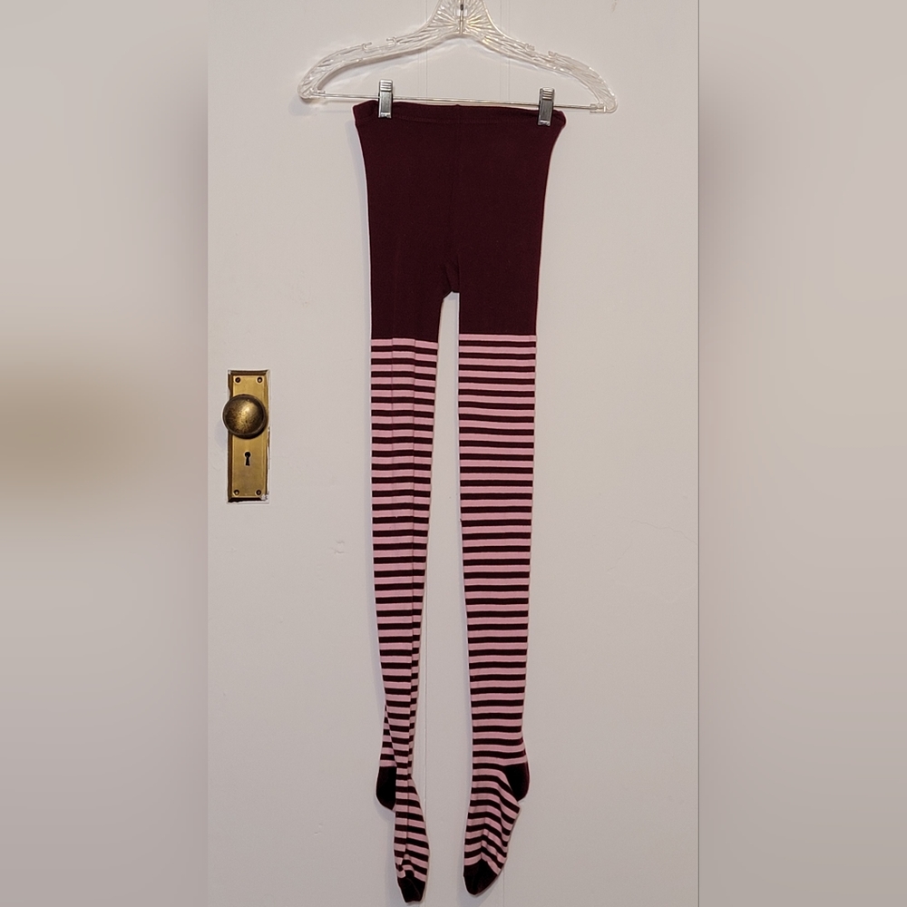 H & M maroon and pink stripped tights.Size 10/12 Y. Cotton.